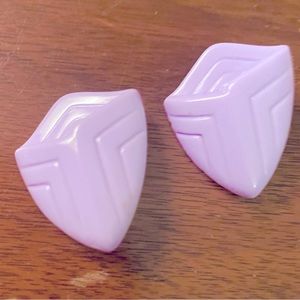 RETRO VINTAGE 80s LAVENDAR CLIP ONS *stay in that lavender haze*